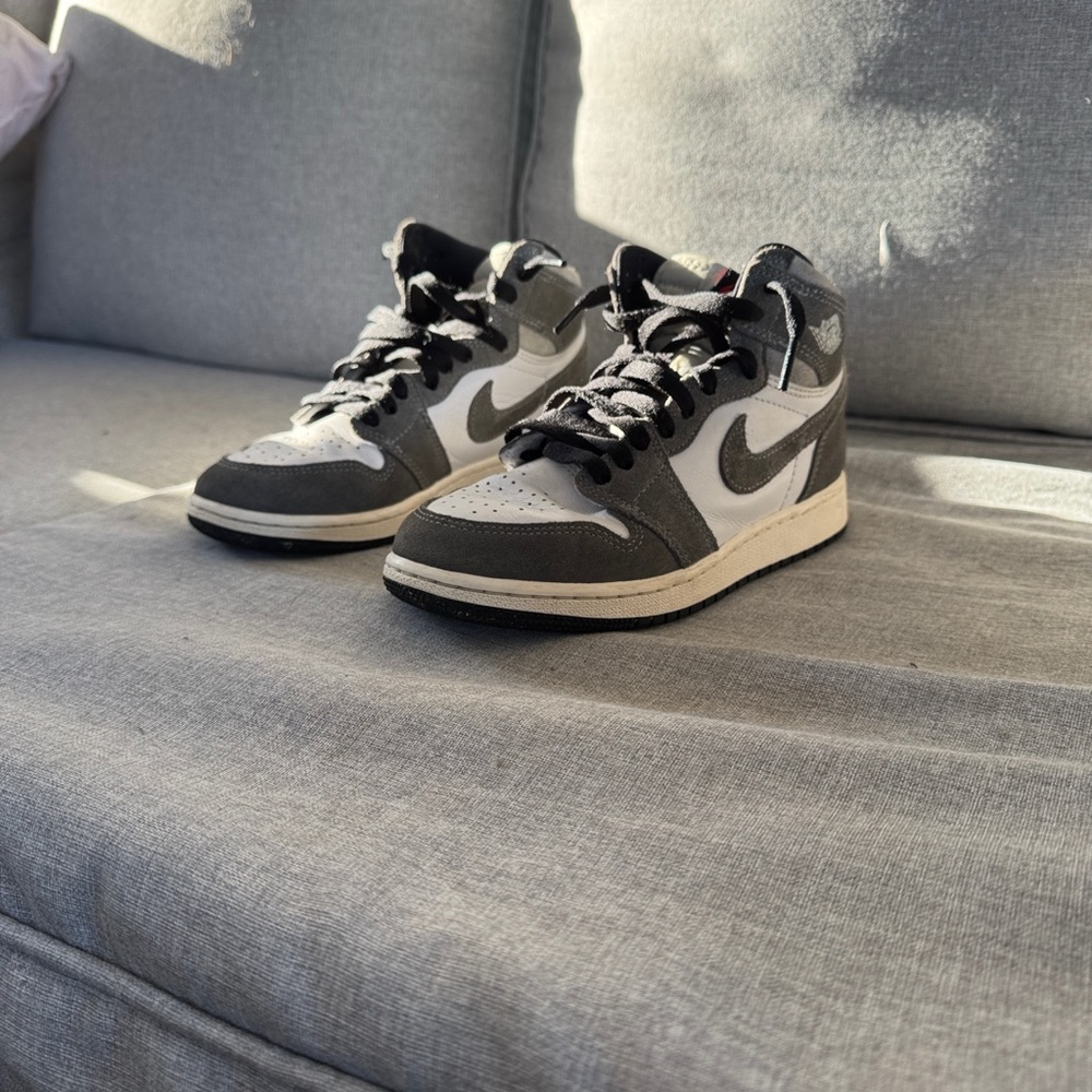 Nike Jordan Ones Big Kid Size 4.5